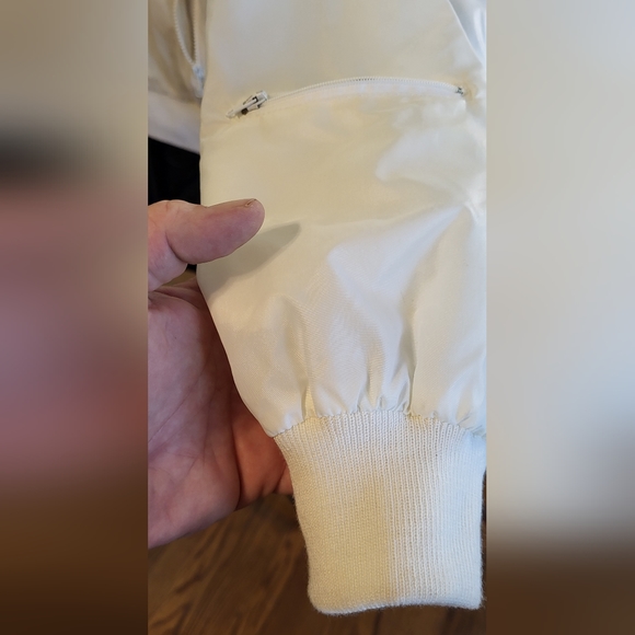 Vintage Izod Club KGGO Windbreaker - Picture 10 of 15